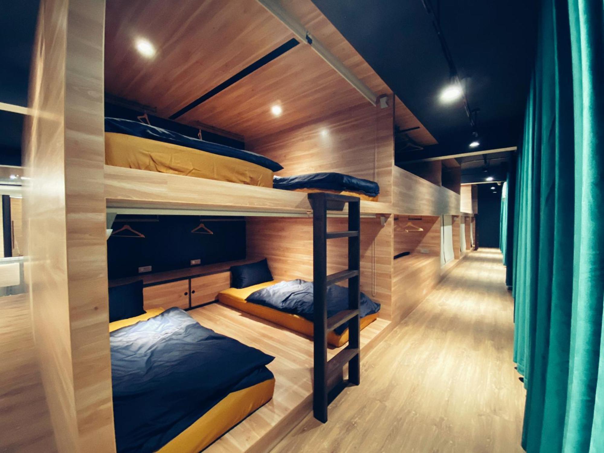 Perbed Hostel-Taichung Station Ngoại thất bức ảnh
